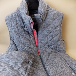 Vest, ladies Puff Vest w/Hoodie